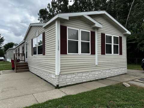 17139 Ivanhoe, Macomb, MI 48044
