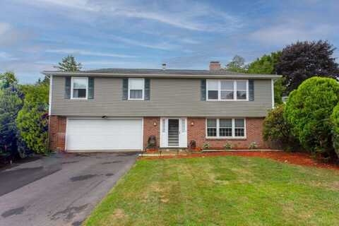 7 Greenbrier Road, West Warwick, RI 02893