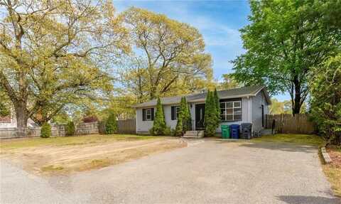 4 Ellsworth Street, Warwick, RI 02886