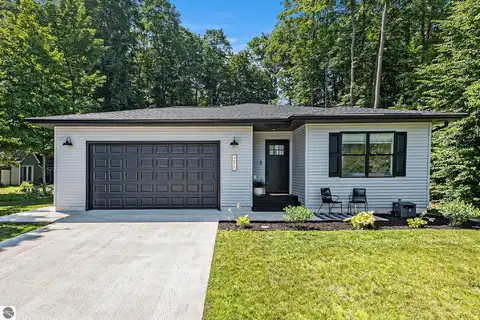 4675 Choice Circle, Traverse City, MI 49685
