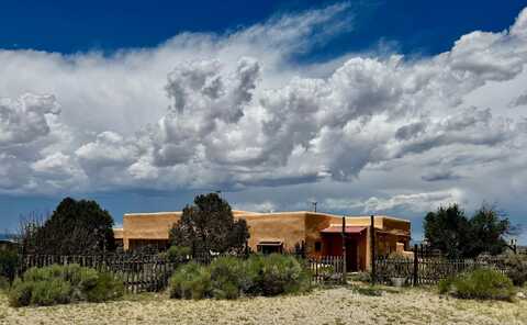 148 West Romero road, Ranchos de Taos, NM 87557