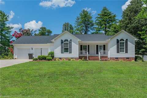 705 Fox Run, Lexington, NC 27292