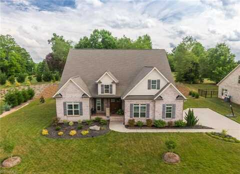 3318 Waterford Glen Lane, Clemmons, NC 27012
