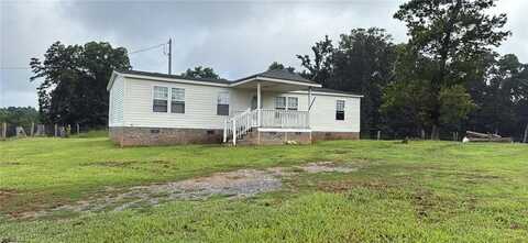 7479 Meadowbranch Road, Seagrove, NC 27341
