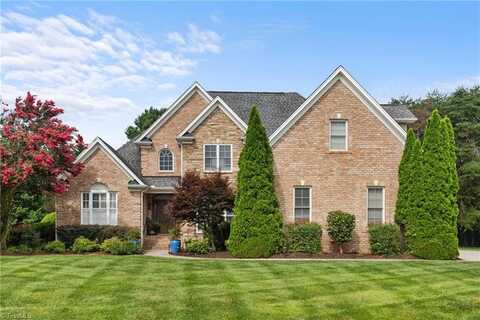 7801 Charles Place Drive, Kernersville, NC 27284