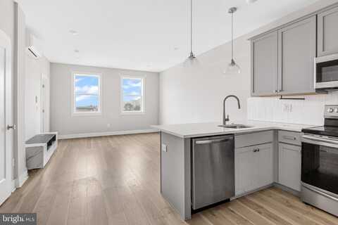 5230 WALNUT STREET, PHILADELPHIA, PA 19139