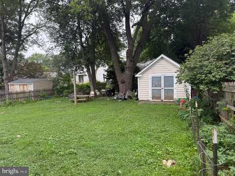 124 SPRING STREET, GAITHERSBURG, MD 20877