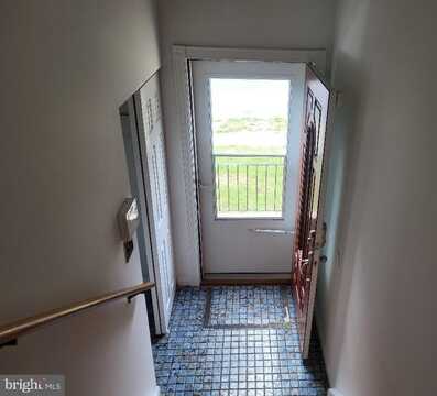 146 SUBURBAN TERRACE, STRATFORD, NJ 08084