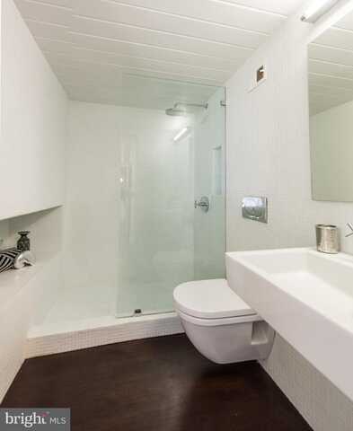 629 CONSTITUTION AVENUE NE, WASHINGTON, DC 20002