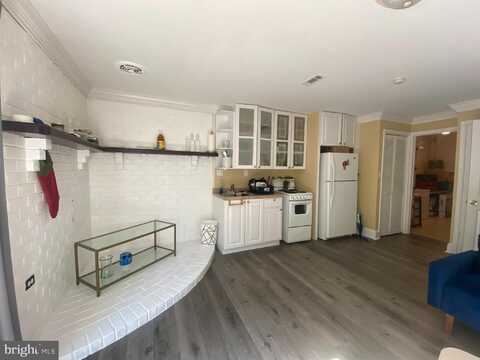 8207 STATIONHOUSE COURT, LORTON, VA 22079