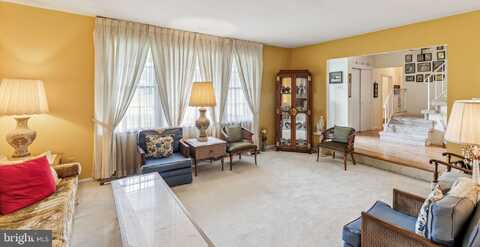 5 S SYRACUSE DRIVE, CHERRY HILL, NJ 08034
