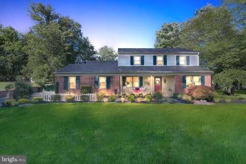 4017 NICOLE DRIVE, HATBORO, PA 19040