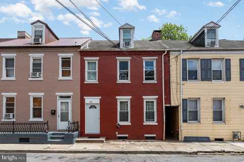 529 WOODWARD STREET, LANCASTER, PA 17602