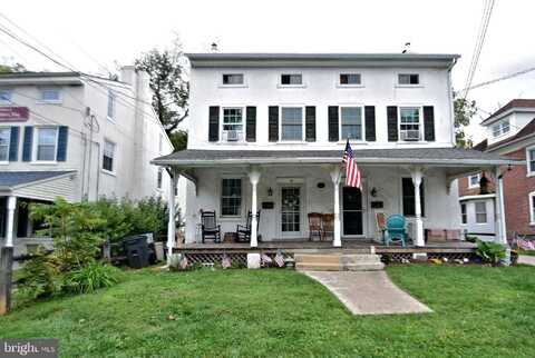 19 E GERMANTOWN PIKE, PLYMOUTH MEETING, PA 19462