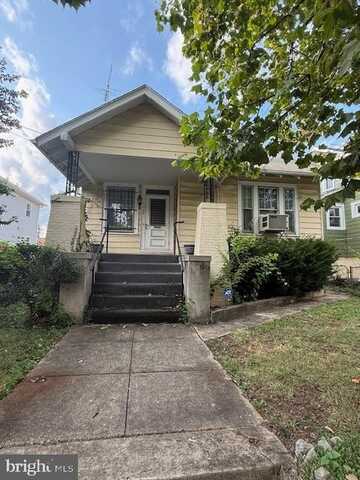 1008 DOUGLAS STREET NE, WASHINGTON, DC 20018
