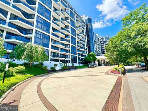 1530 KEY BOULEVARD, ARLINGTON, VA 22209