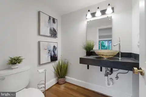 4101 CATHEDRAL AVENUE NW, WASHINGTON, DC 20016
