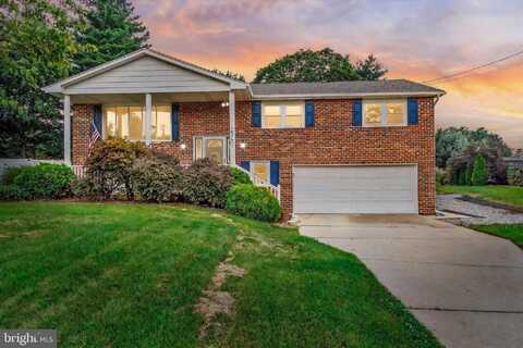 2540 AUDLYN DRIVE, YORK, PA 17408