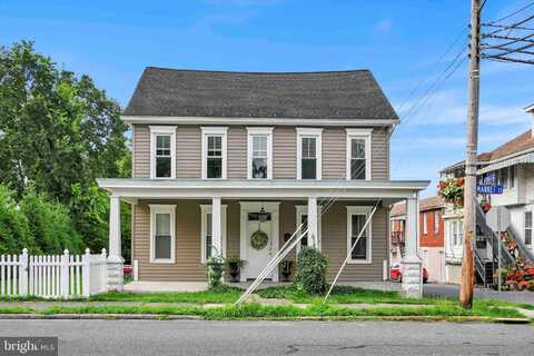 2717 MARKET STREET, CAMP HILL, PA 17011