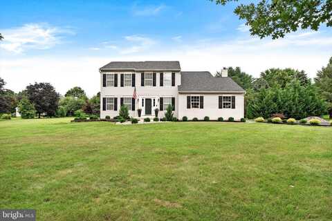 27 GALLOPING BROOK DRIVE, ALLENTOWN, NJ 08501
