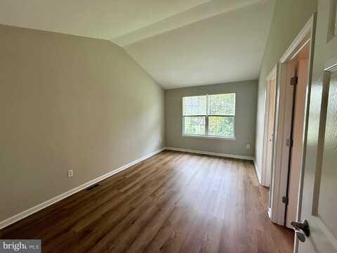 204 JONES STREET, BURLINGTON, NJ 08016