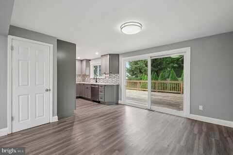 4 RIDDLEWOOD DRIVE, MEDIA, PA 19063