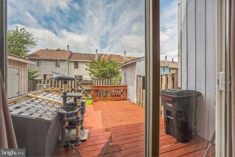 2102 BERGER PLACE, HERNDON, VA 20170