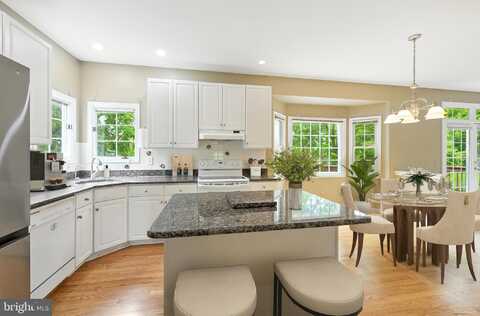 137 CAMBRIDGE ROAD, LANDENBERG, PA 19350