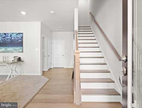 1629 FIELD SPARROW TERRACE NE, LEESBURG, VA 20176