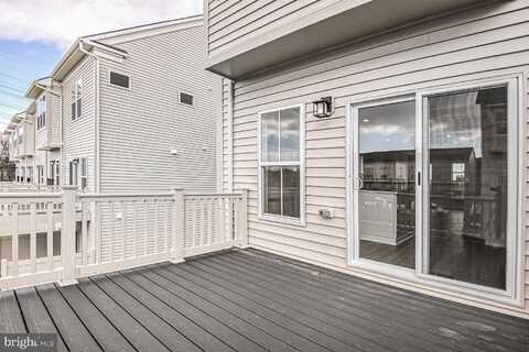 42104 HAZEL GROVE TR, ASHBURN, VA 20148