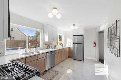 114 LEONARD AVENUE, HAMILTON, NJ 08610