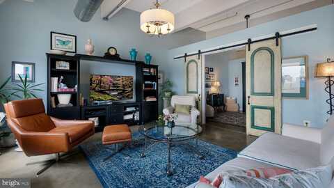444 N 4TH STREET, PHILADELPHIA, PA 19123