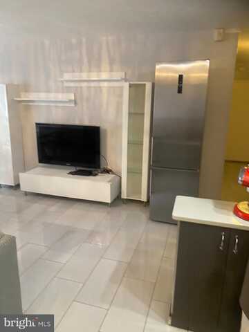 2101 CHESTNUT STREET, PHILADELPHIA, PA 19103