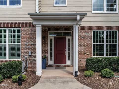 10210 Sablewood Drive, Raleigh, NC 27617