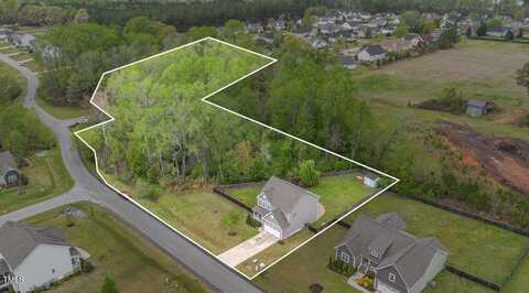 94 Avery Pond Drive, Fuquay Varina, NC 27526
