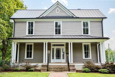 611 College Street, Oxford, NC 27565