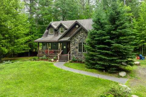 9 Gooseberry Ln, Jay, NY 12941