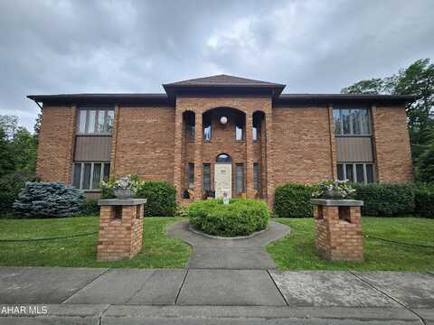 531 S Terrace Drive, Altoona, PA 16602