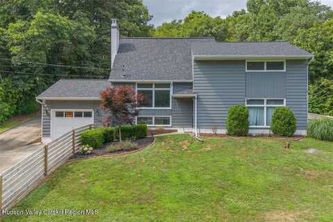 172 Roosevelt Road, Hyde Park, NY 12538