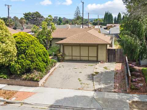 6752 Swan Street, Ventura, CA 93003