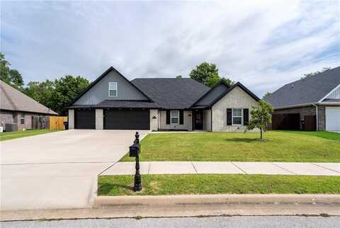 301 Grand CT, Siloam Springs, AR 72761