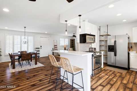 6719 E 2nd Street, Scottsdale, AZ 85251
