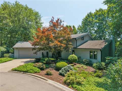 5 Devon Ln, Ben Avon Heights, PA 15202