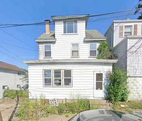 802 10th St, Stowe, PA 15136