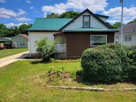 315 Sugarcreek Drive, Franklin, PA 16323