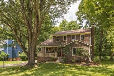 107 Oakdale Dr, Zelienople, PA 16063