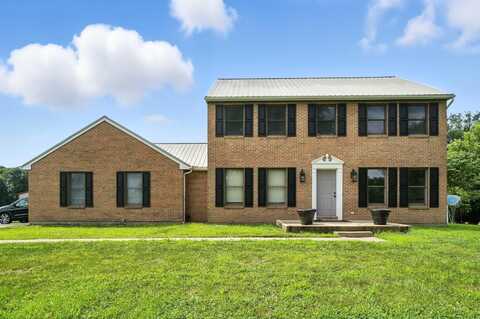 1035 E possum Road, Springfield, OH 45502