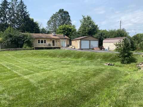 3127 Woods Drive, Springfield, OH 45506