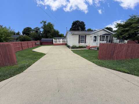2630 Dwight Road, Springfield, OH 45503