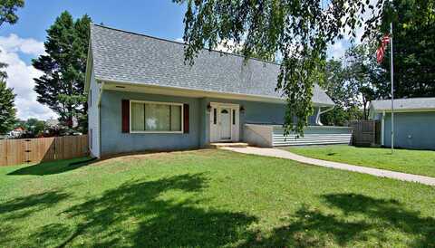 102 Julian Court, Easley, SC 29642